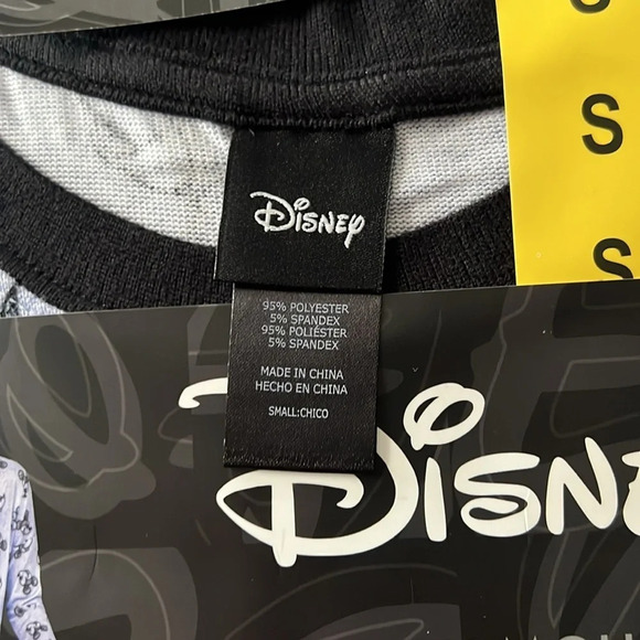 Mickey Mouse 2-piece Pajama set - Picture 2 of 5